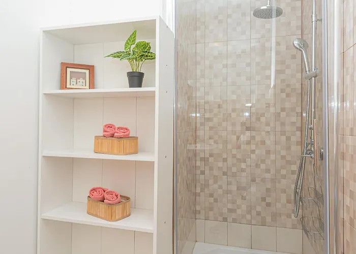 4 Bedroom Amazing In 別荘 *