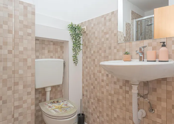 4 Bedroom Amazing In *