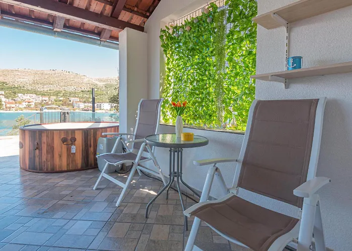 4 Bedroom Amazing In 別荘 *