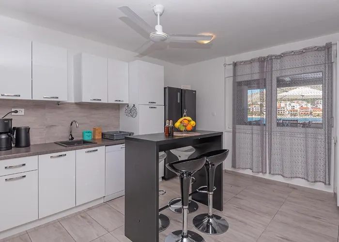 4 Bedroom Amazing In 펜션